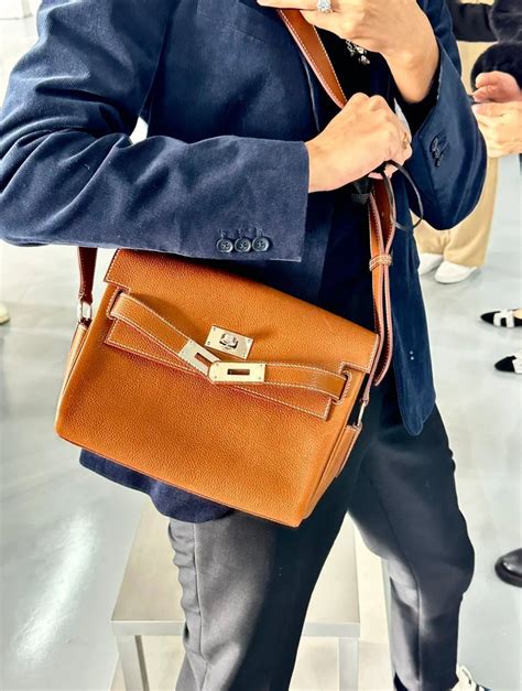 handbag messenger hermes|hermes messenger bag men.